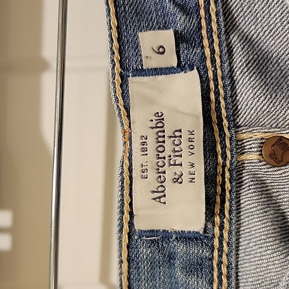Abercrombie & Fitch Low Rise Blue Distressed Jeans Size 6 - Picture 3 of 10